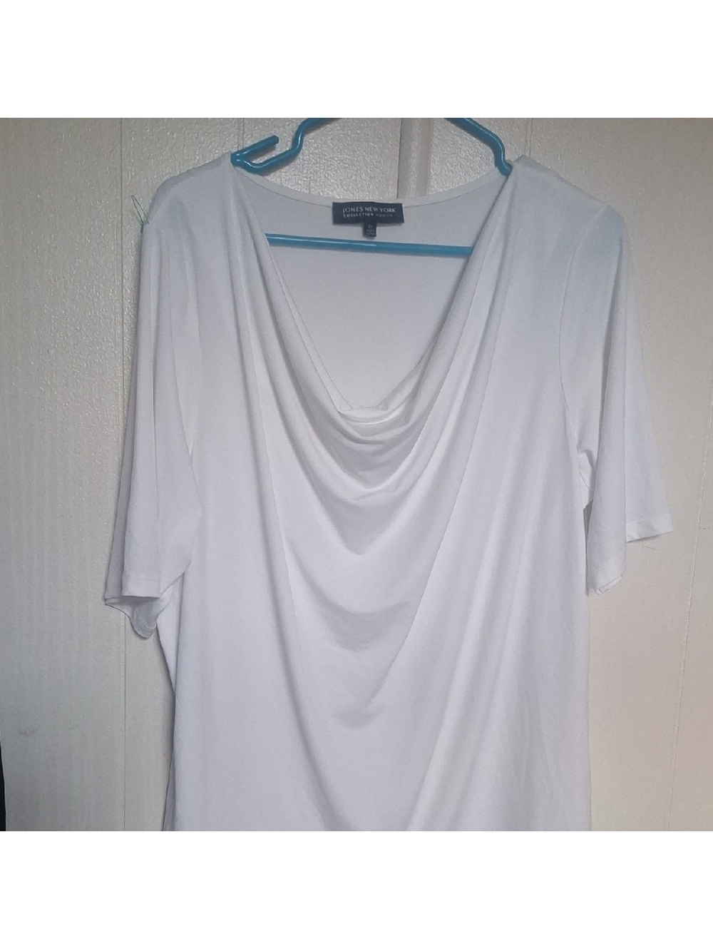 Chico's White Short Sleeve Cowl Neck Top